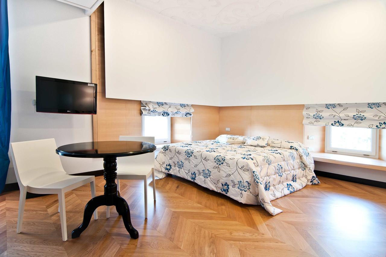 토레 안눈치아타 Palazzo Dei Concerti B&B 외부 사진