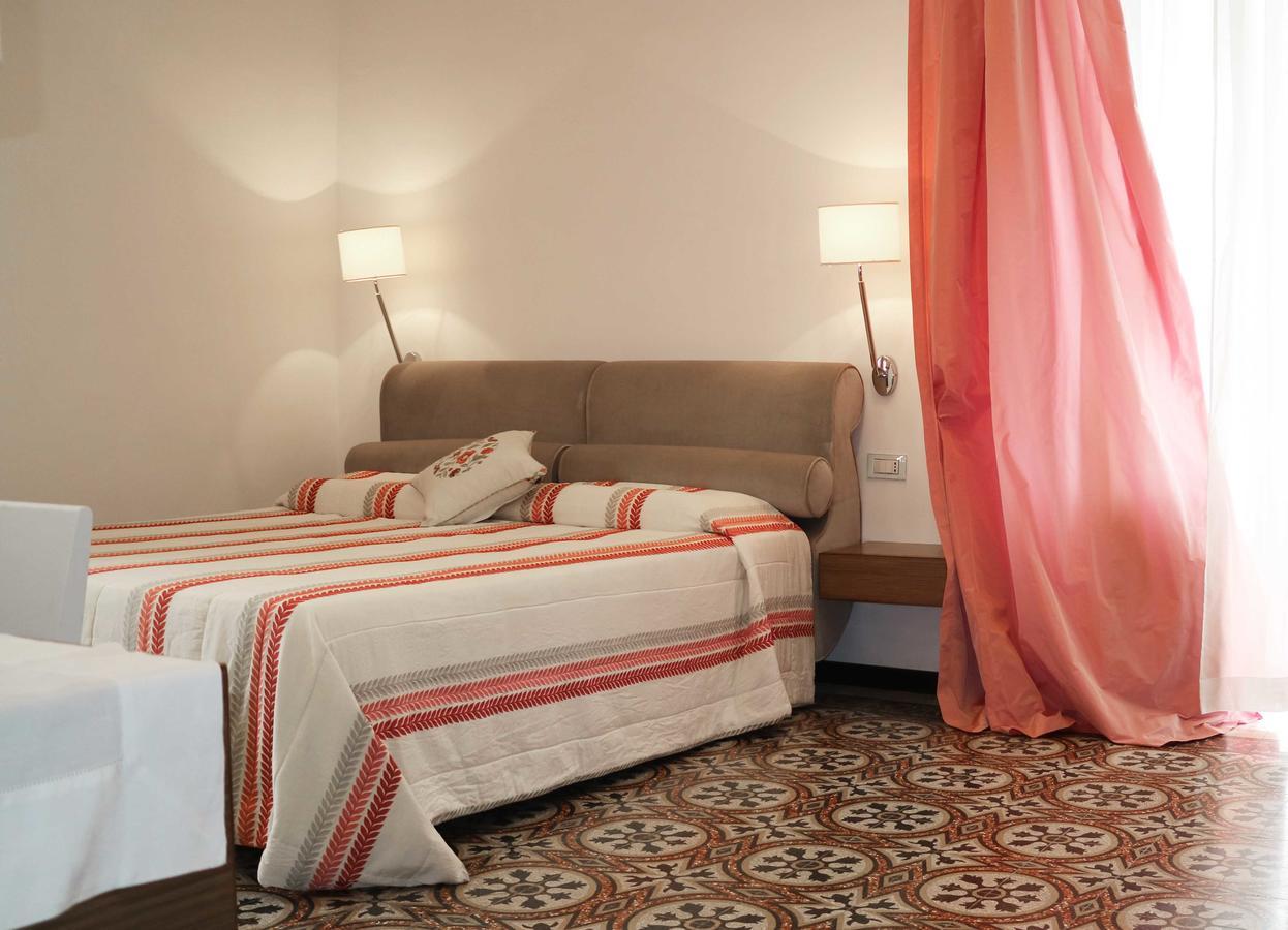토레 안눈치아타 Palazzo Dei Concerti B&B 외부 사진